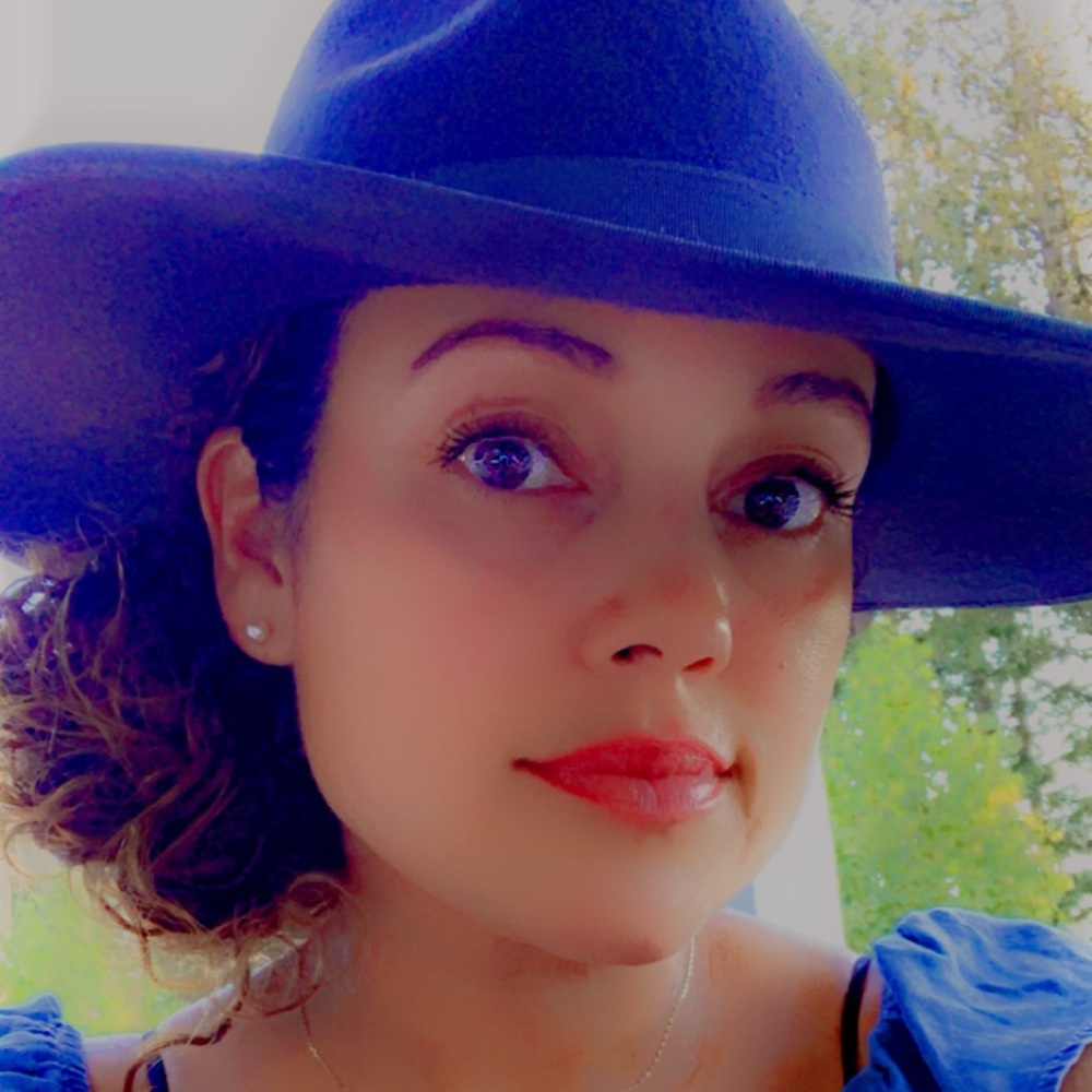 Meet your Posher, Veronica
